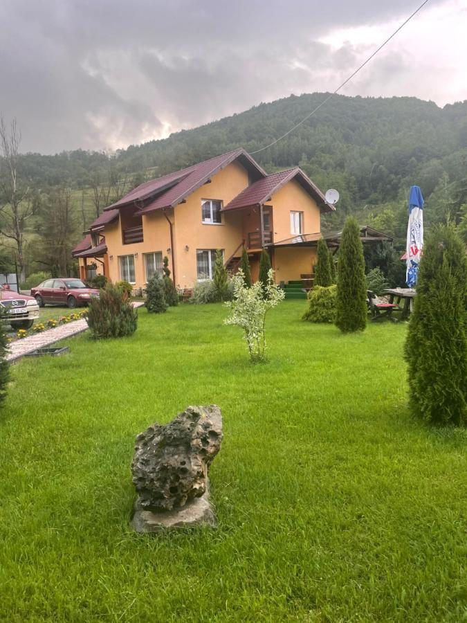 Ge-Lux Villa Incesti Exterior photo