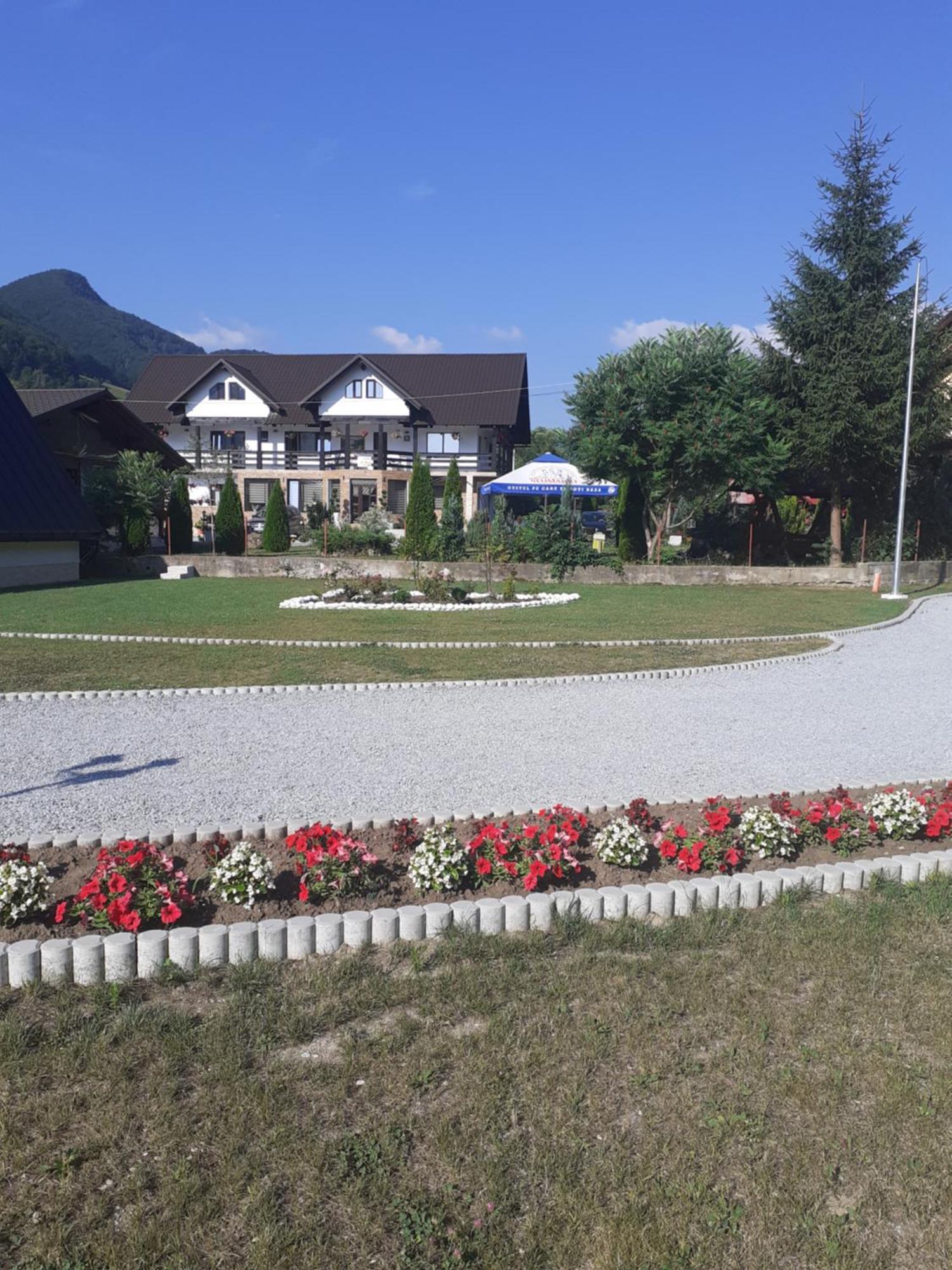 Ge-Lux Villa Incesti Exterior photo